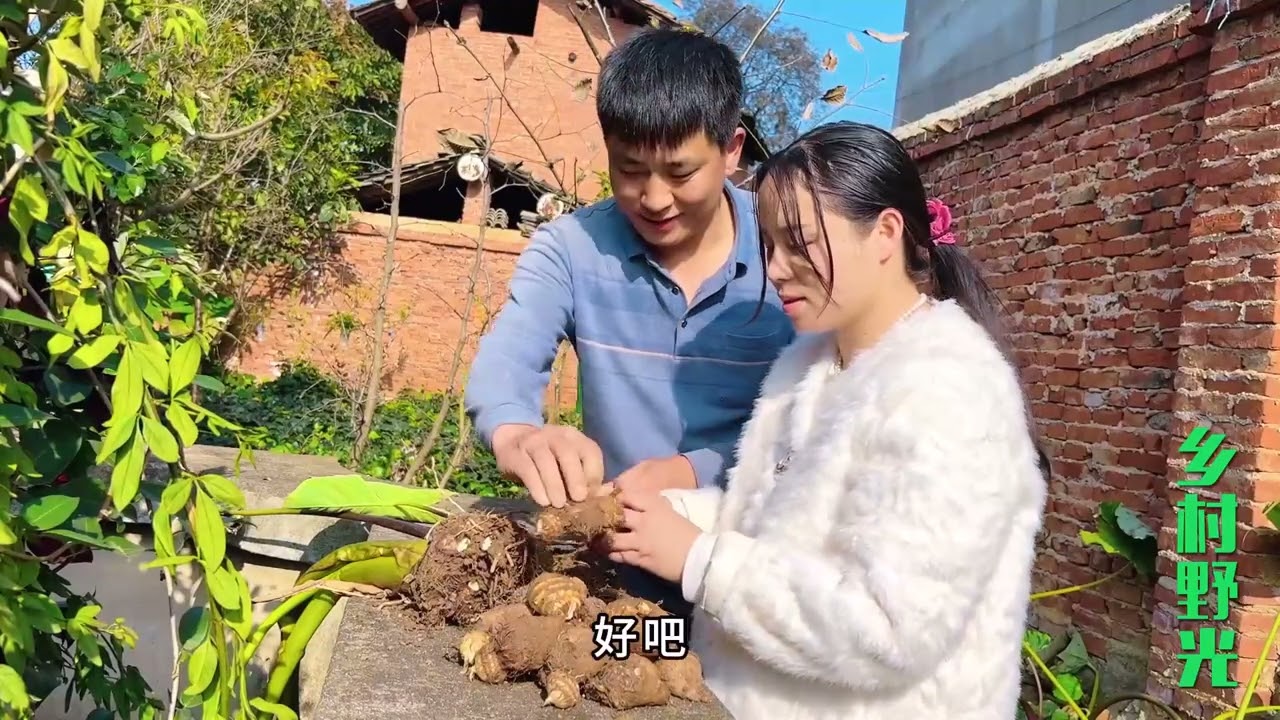 老师问儿子爸爸是干啥工作，儿子的回答太搞笑，爸爸听了没脸见人