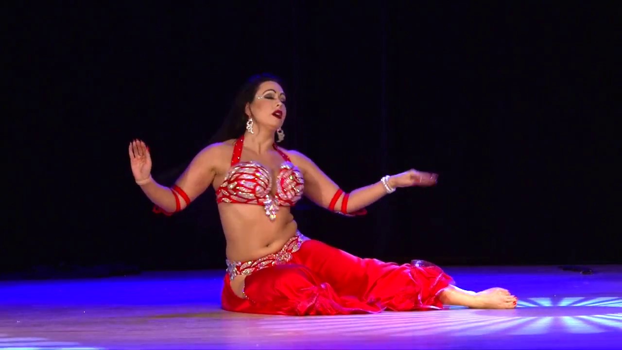 Suraiya Polish Bellydancer - MYSTERIOUS sword dance & EXCITING Tabla solo