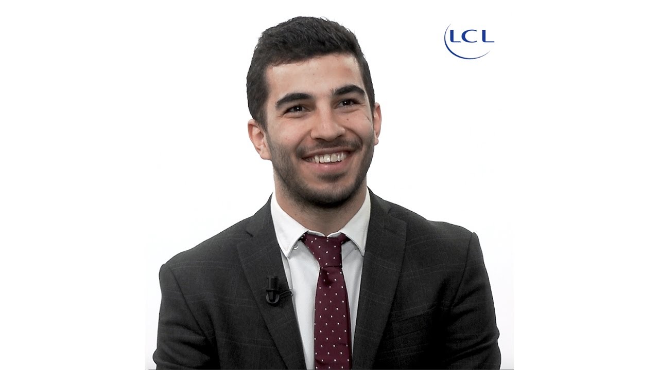 Alexis, conseiller particuliers en alternance chez LCL