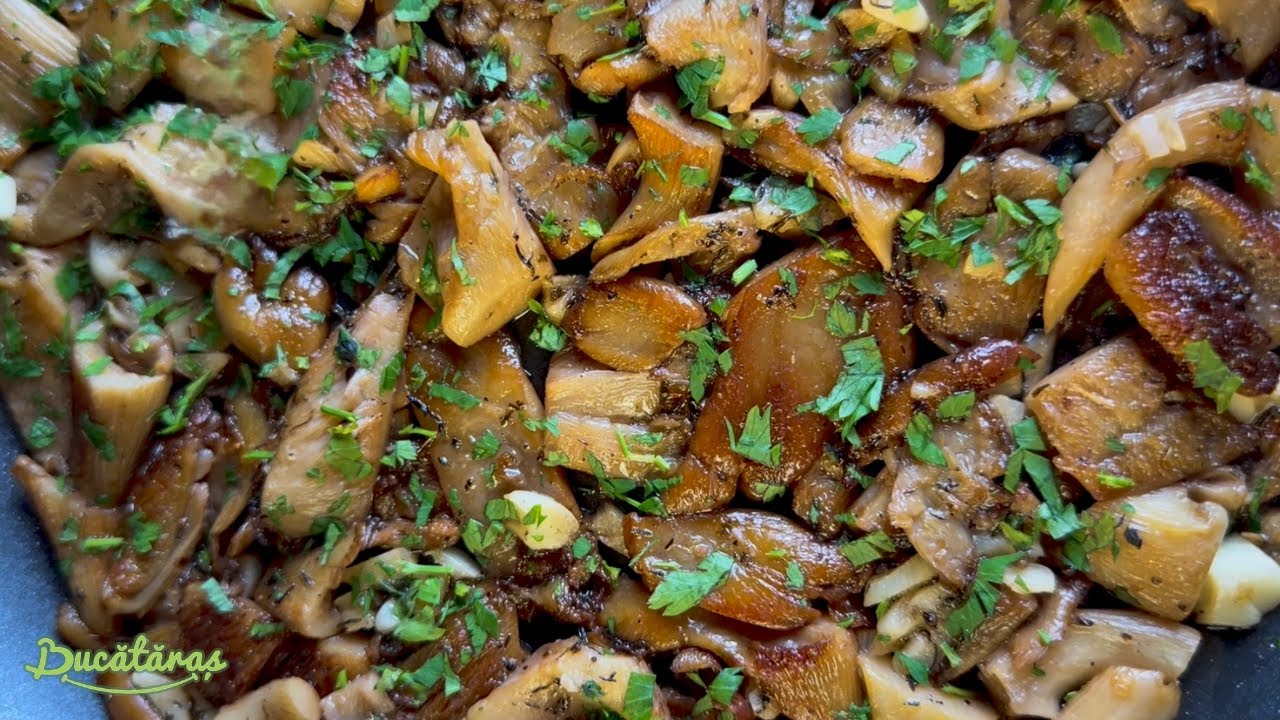Sote de ciuperci pleurotus - Reteta simpla si plina de savoare