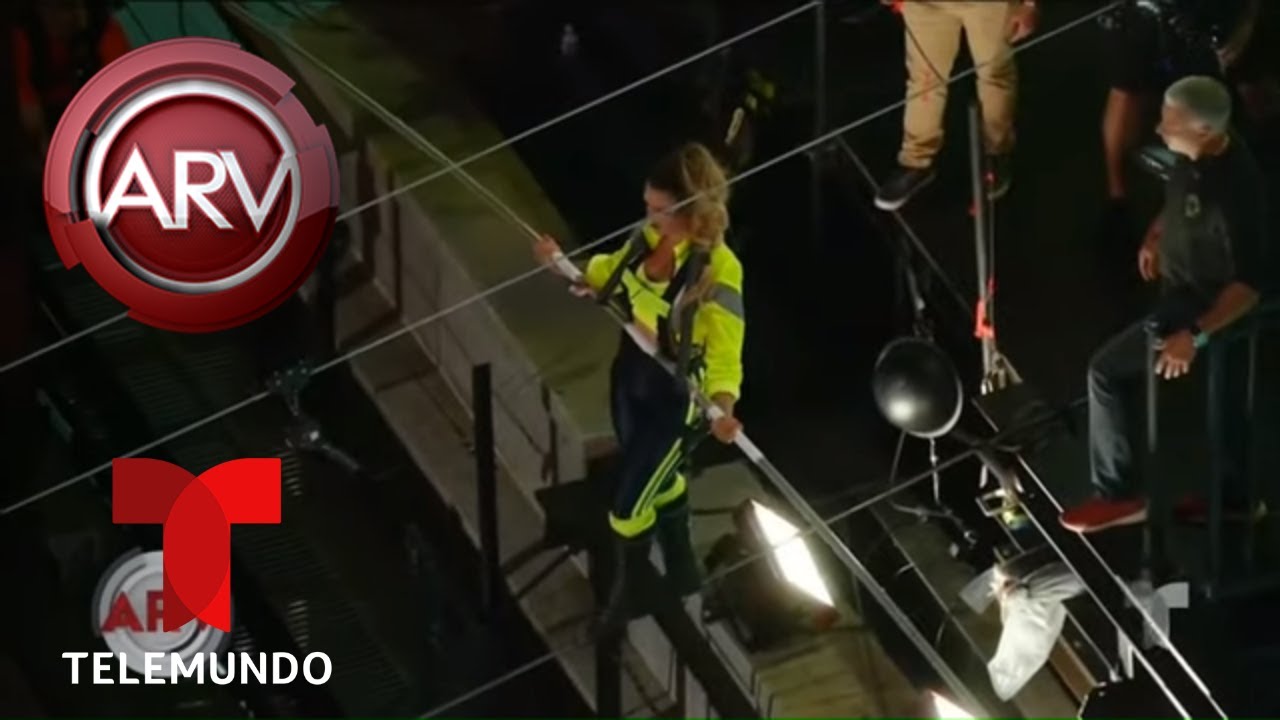 Los hermanos Wallenda atravesaron Times Square en cuerda floja | Al Rojo Vivo | Telemundo