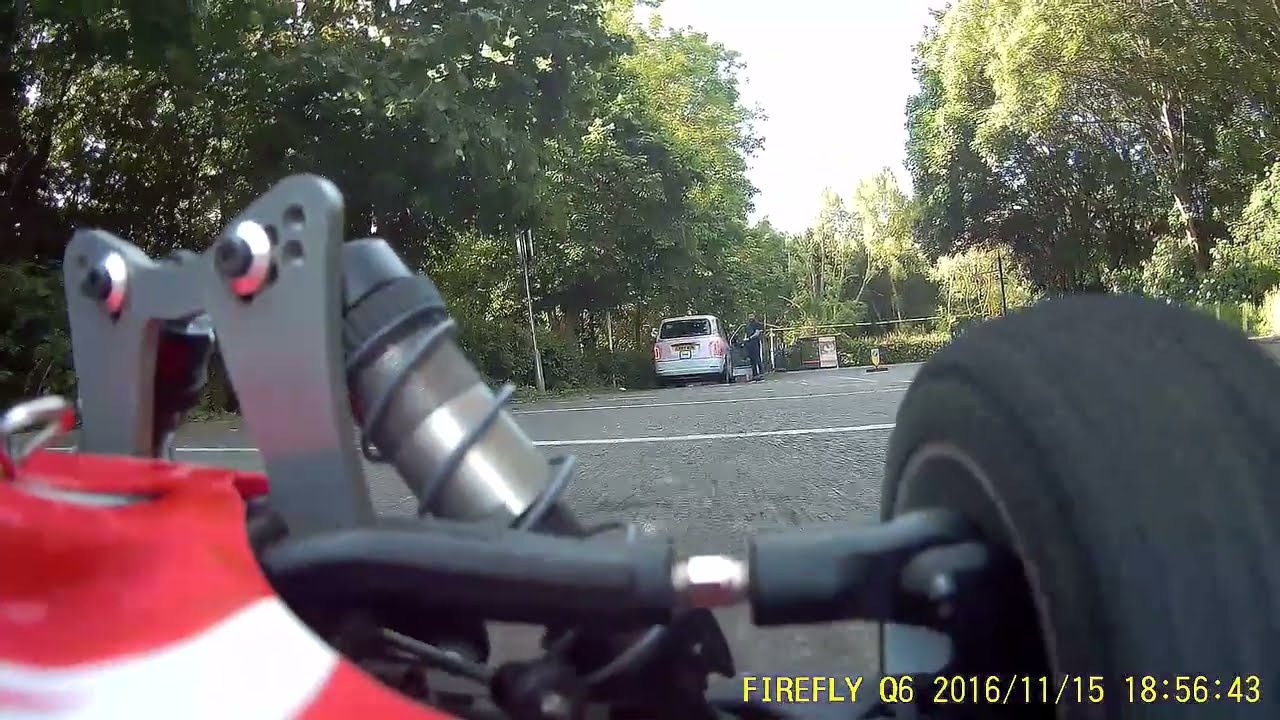 Corally Syncro 4 vs Hobao Hyper vse both cars on 4s. see descrrition