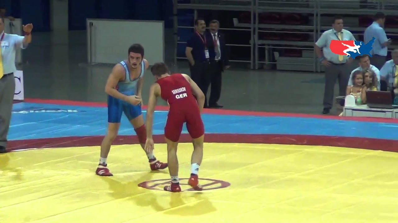 Jr World FS - Grey (USA) dec. Semisorow (GER), 60 kg quarters