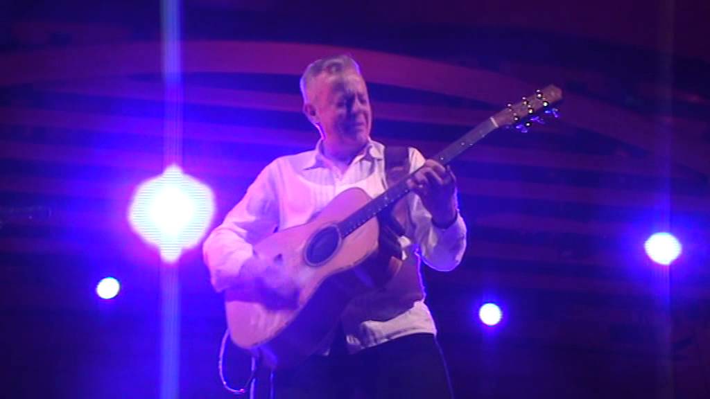 TOMMY EMMANUEL Guitar Boogie VS Purple Haze ♪ Gothenburg 2015 Photo:Harry Larsson