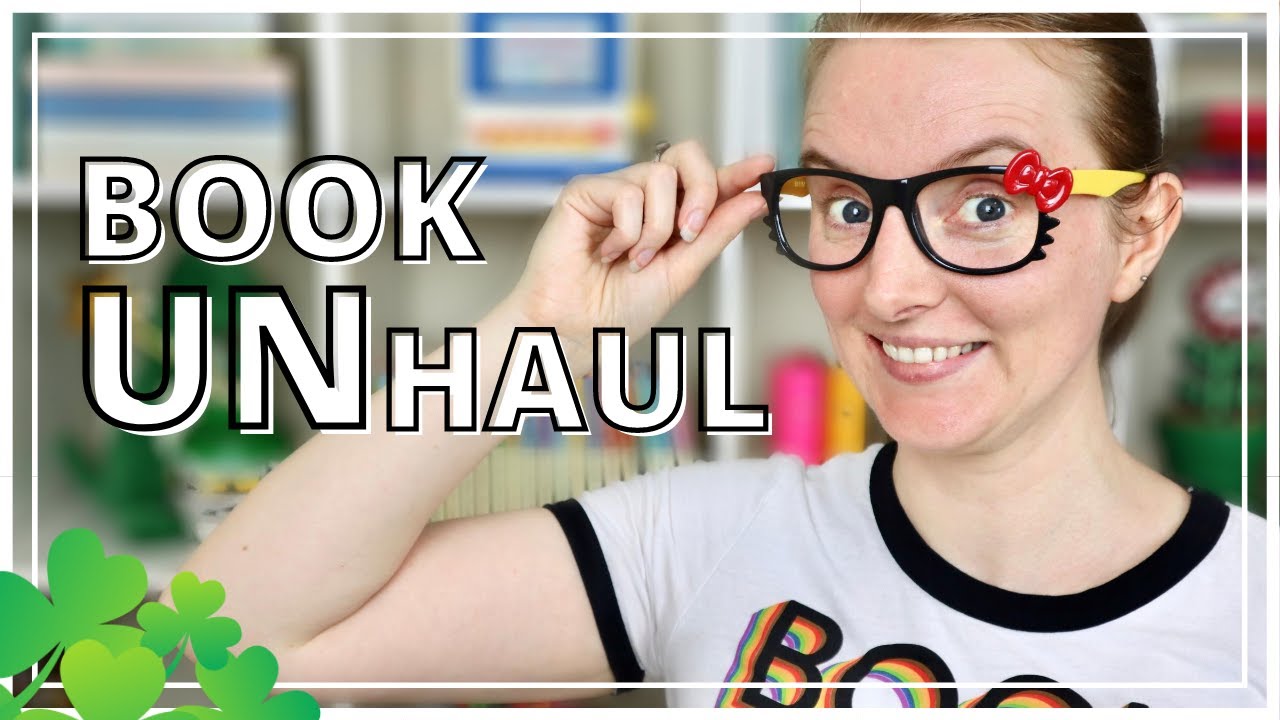☘️ How To SAVE MORE SPACE With A Book UNhaul 2020 &ndash;&nbsp;Decluttering Bookcase &ndash; Declutter Challenge 2020