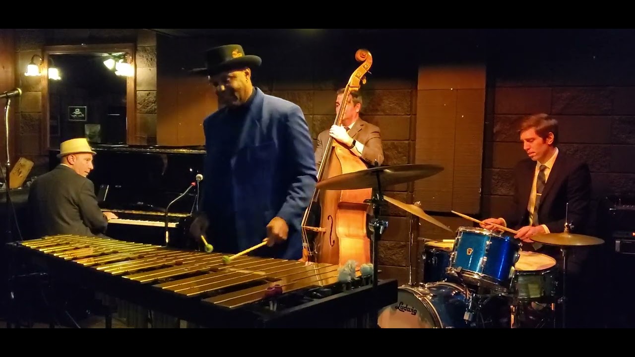 Jason Malletman Taylor jazz vibes vibraphone 'Misty' at The Barkley in South Pasadena CA 1-22-2023