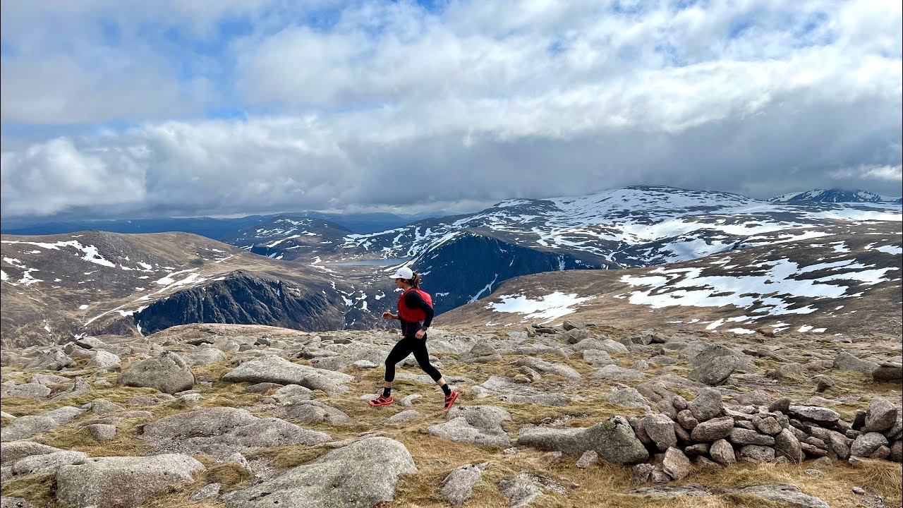 TRAIL RUNNING IN SCOTLAND: Ben Macdui and Cairngorm Mountain