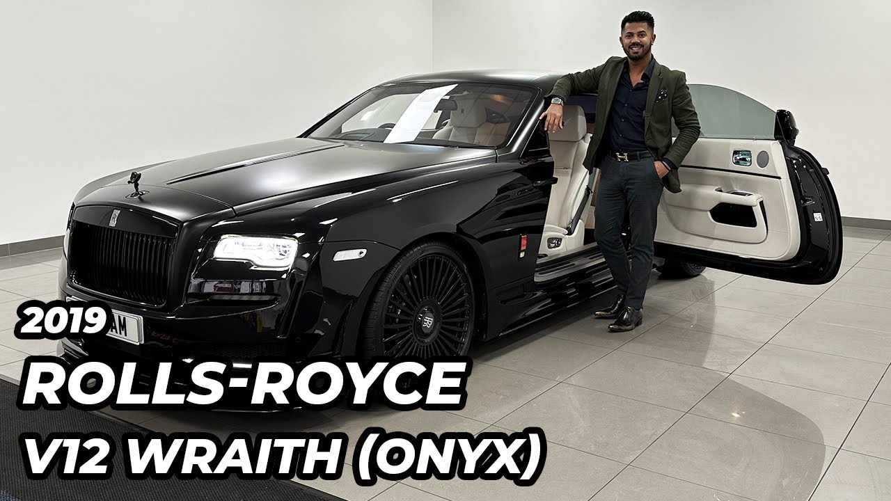 2019 Rolls-Royce V12 Wraith (Onyx)