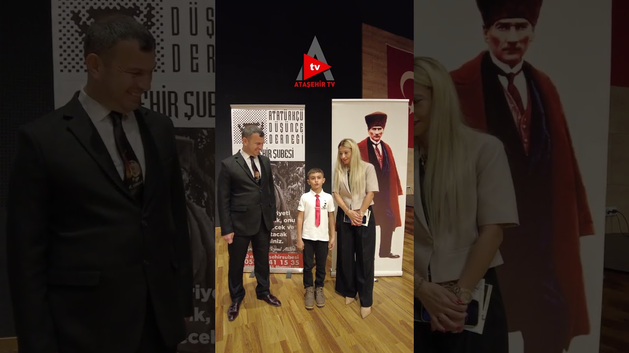 ATAŞEHİRLİ FENOMEN AHMET, YENİDEN ATAT&Uuml;RK CUMHURİYETİ SERGİSİNE RENK KATTI