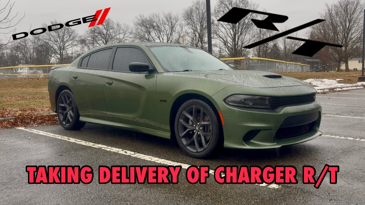 I BOUGHT A 2023 DODGE CHARGER R/T AT 20 YEARS OLD