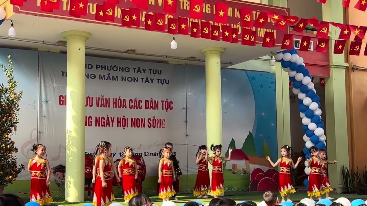 Múa tây nguyên mầm non