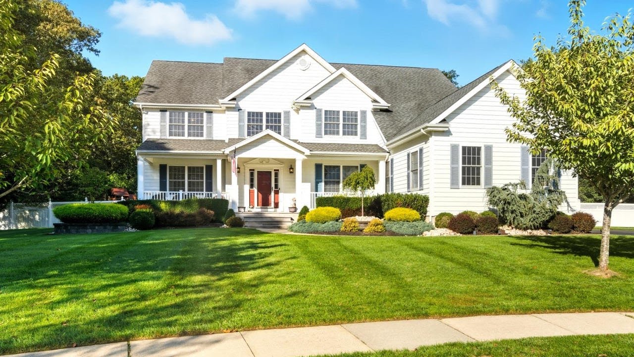 4 Windsong Ct, Jackson Township, NJ