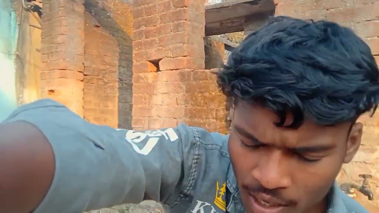 Subhe Subhe Gailo Leke Chala Geyi