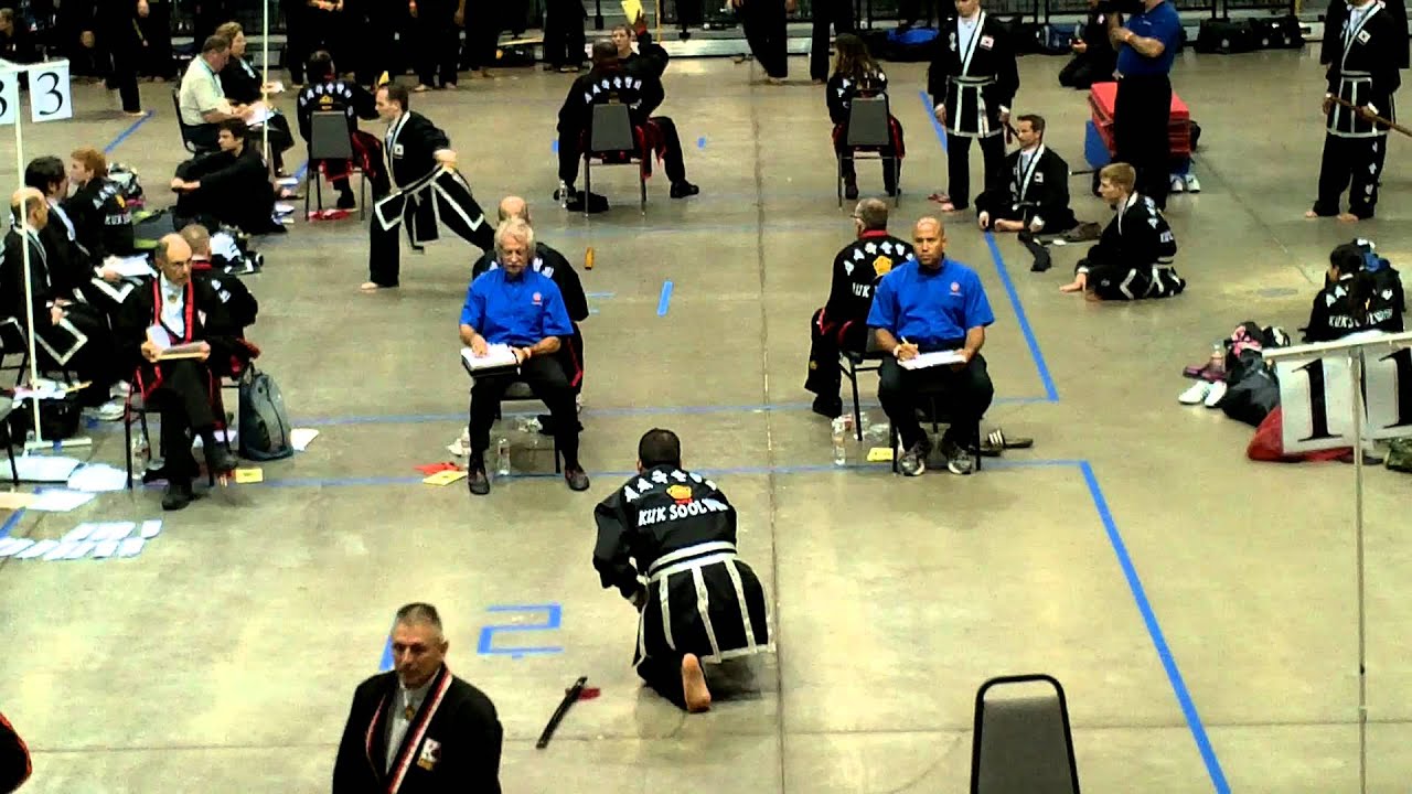 Yuk Guhm Hyung   Inverted sword form