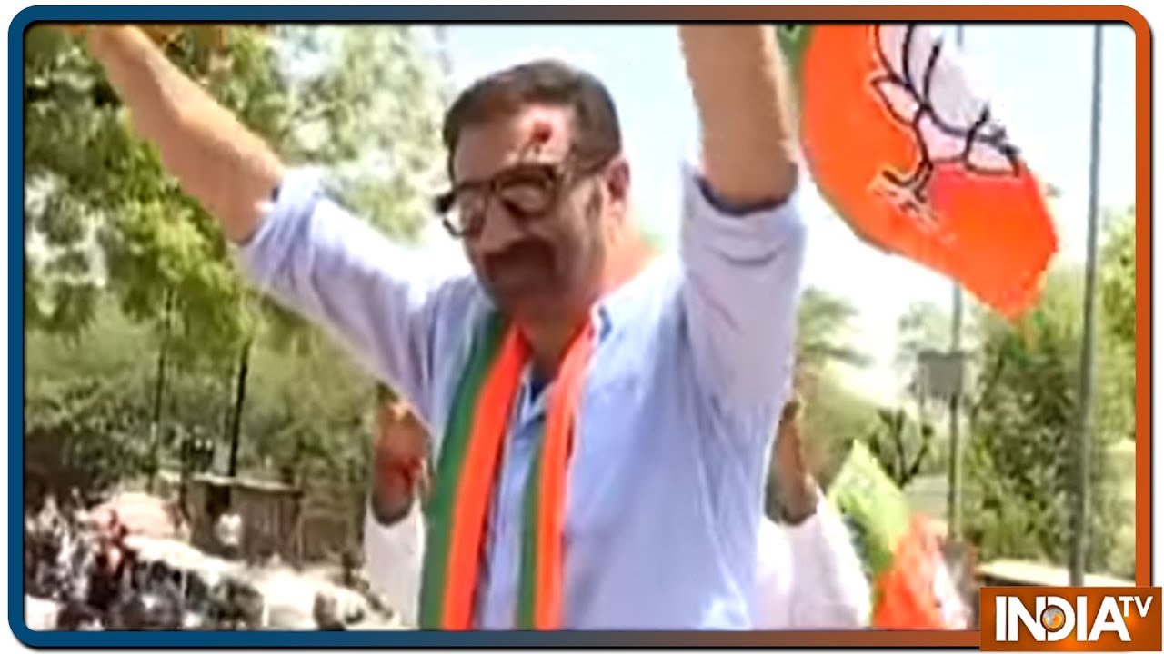 Actor Sunny Deol And Govinda Hold A Roadshow In Rajasthan