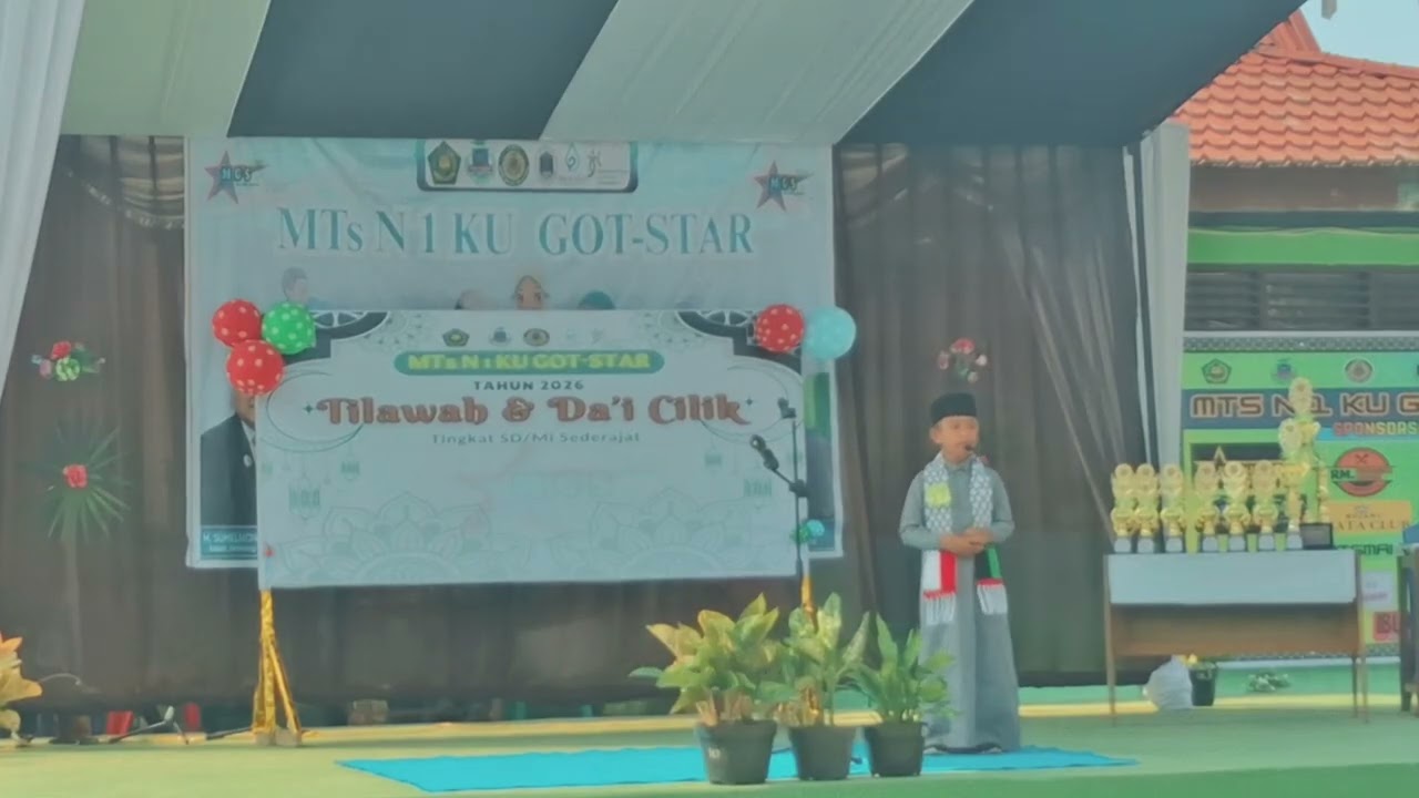 Juara 1 da'i cilik