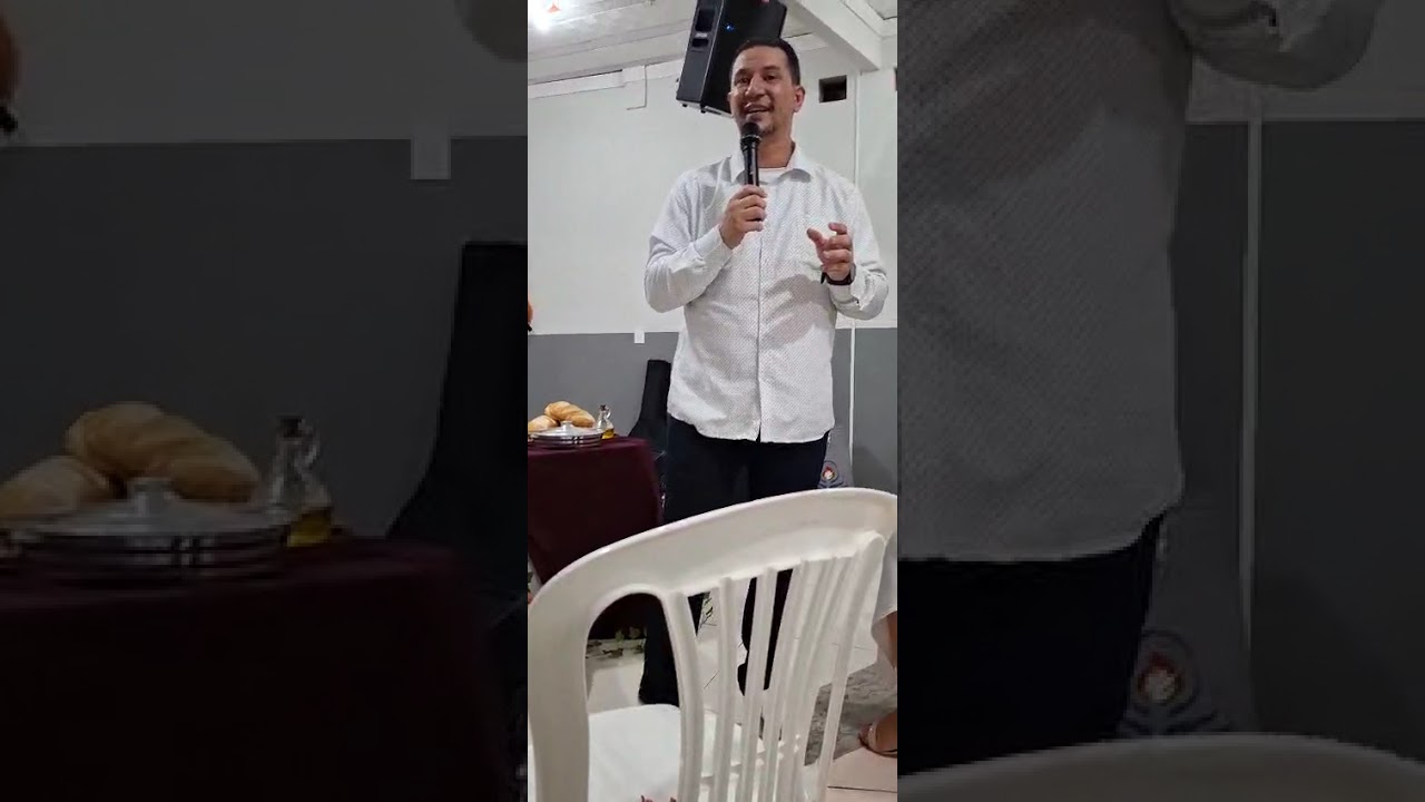 Cristo tem uma nova história pra você. 