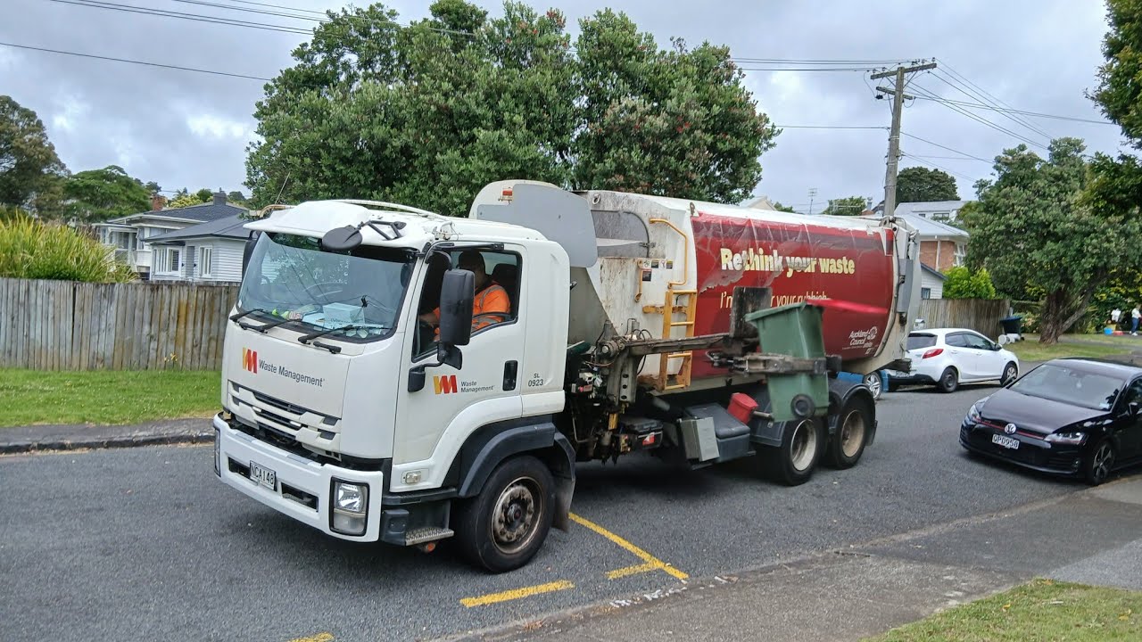 Greenlane Garbage - 923