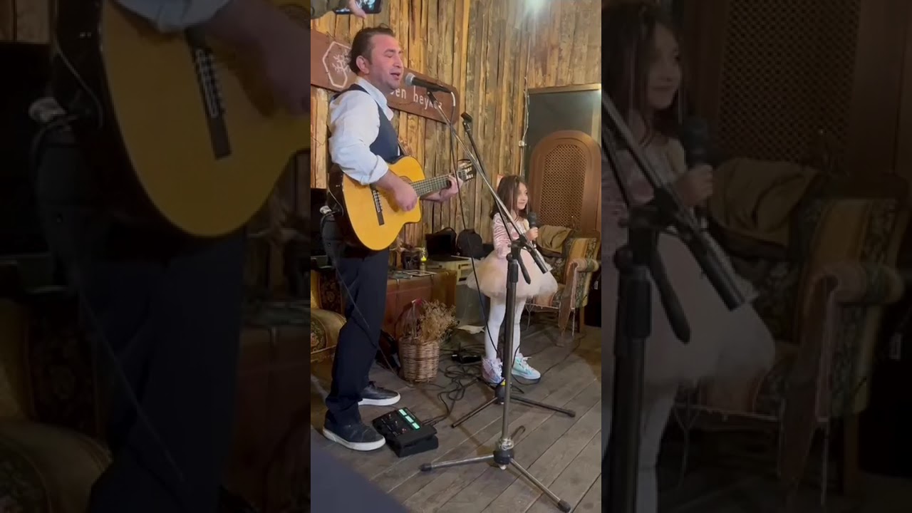 Doğukan Çetiner - Gel Gönlümü Yerden Yere Vurma Güzel by Dede & Baba & Torun Üç Kuşak Sahnede