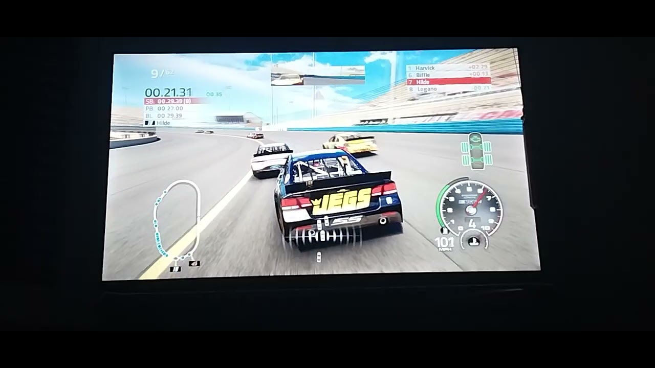 Nascar 14 career mode race 35 of 36 at Phoenix. Another new points leader 
