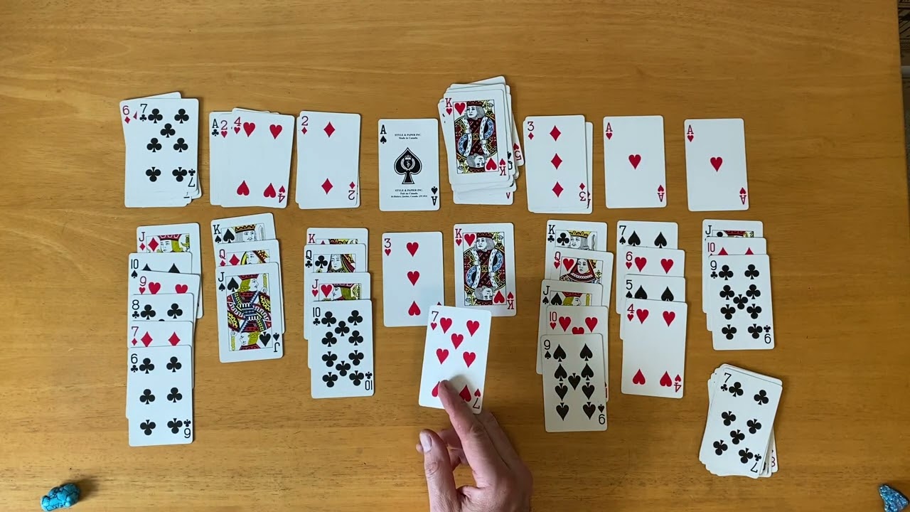 How to play Red and Black Solitaire