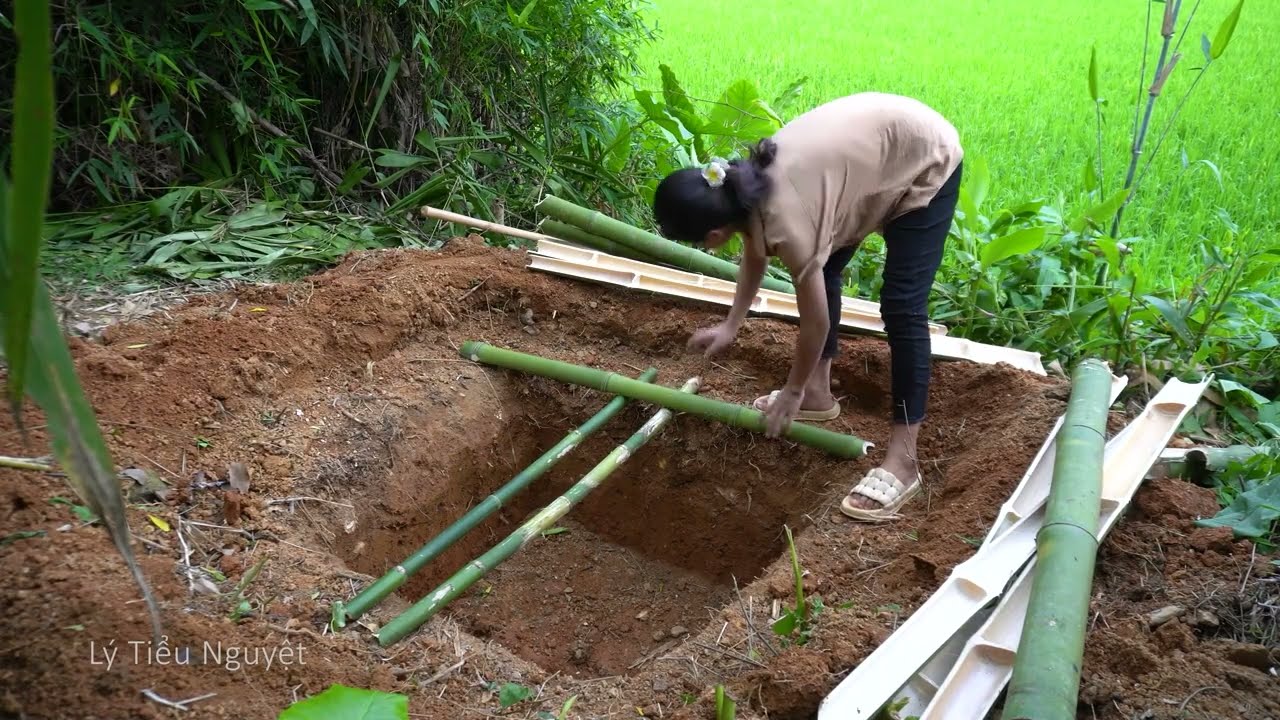 Single Mother Builds a Bamboo House from Scratch | New Life Journey
