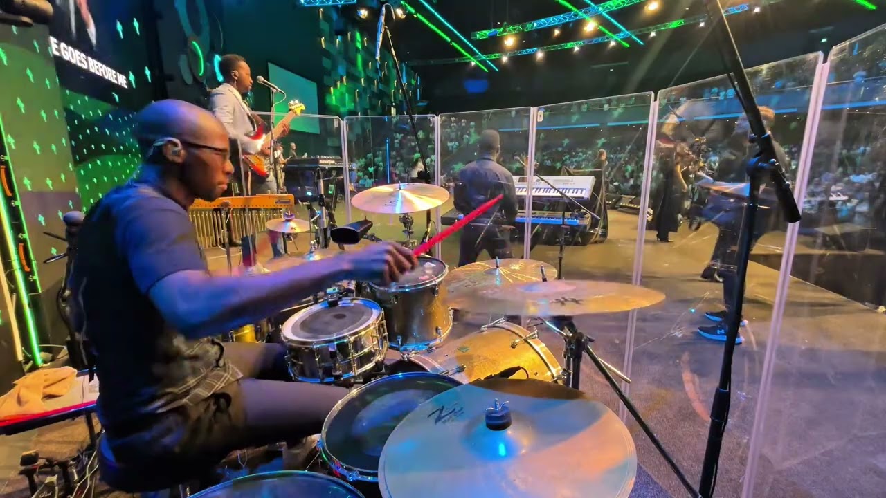 WE RAISE | PLANETSHAKERS (Live Drum & Bass Cover)