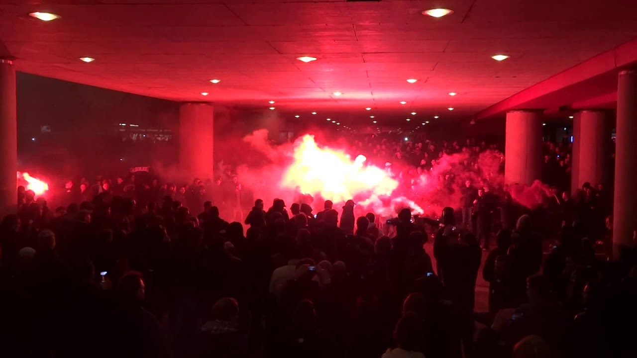 AJAX - Feyenoord ( 3 - 1 ) 22-1-2014 : Entrada part 1