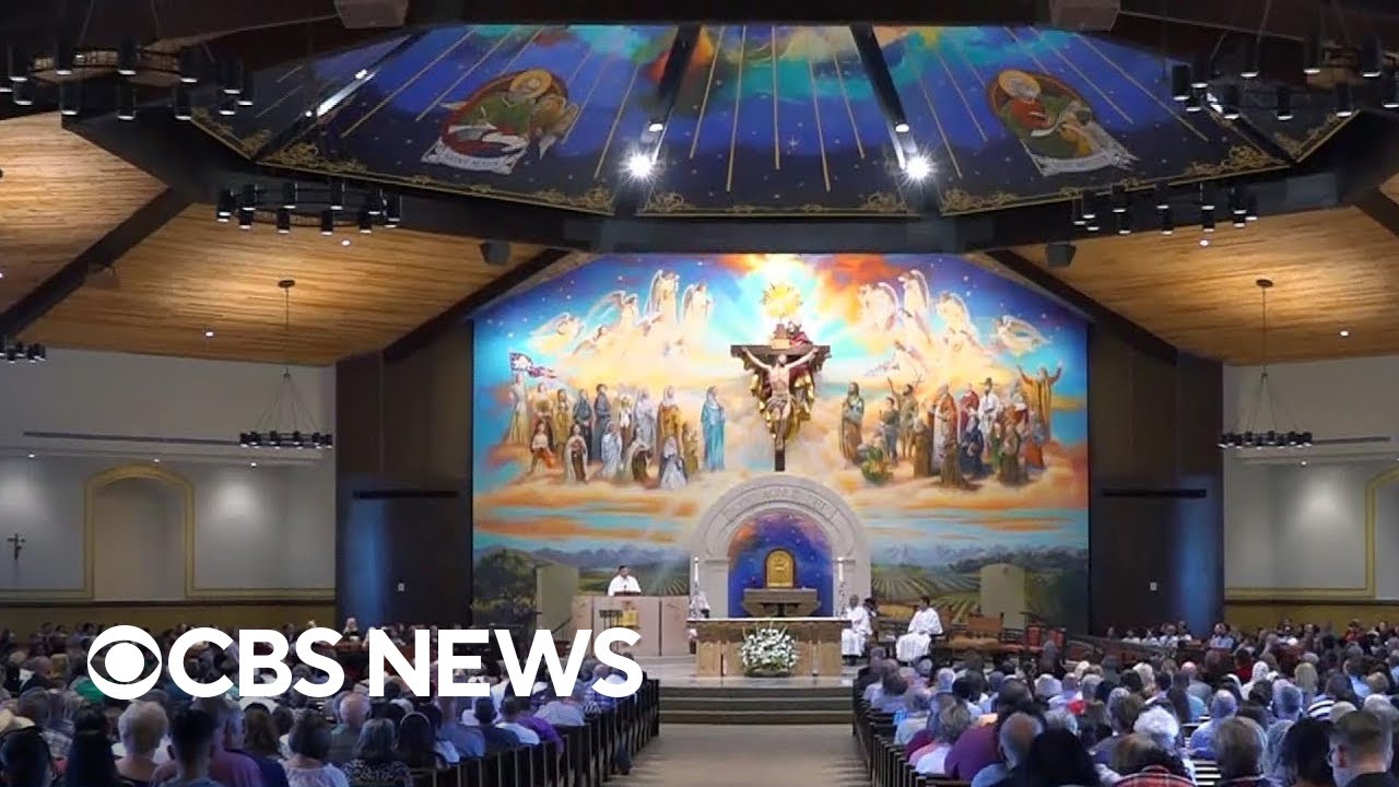 A look inside a Catholic megachurch, and Deepak Chopra on AI and spirituality | Eye on America