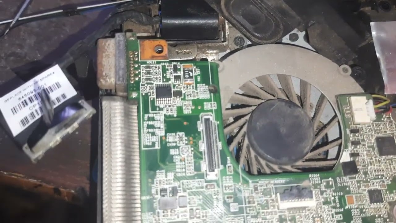 HP Compaq white display problem sort out