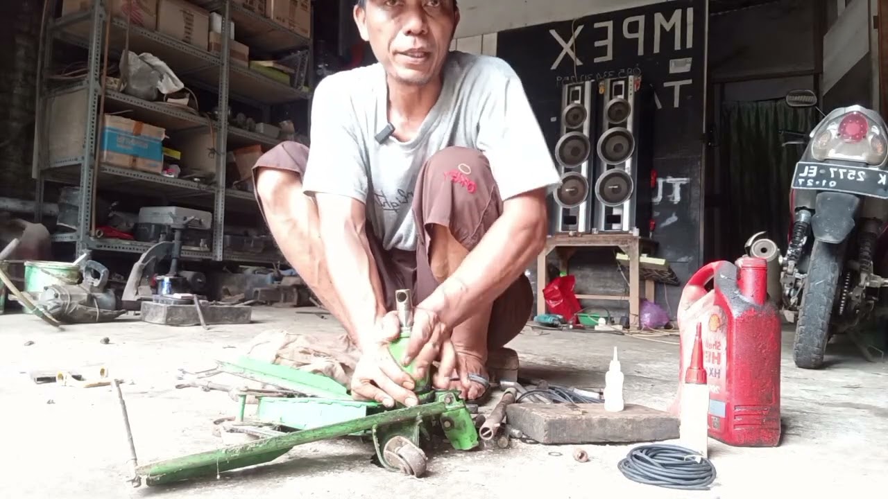 Servis dongkrak buaya 2 ton@Ramiin-Welly #automobile 