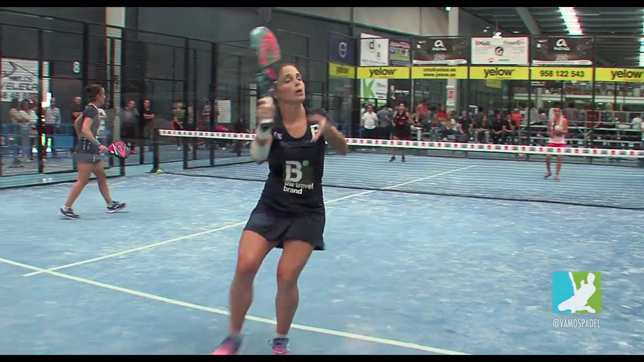 Vamos Pádel. Eli Amatriain y Patty Llaguno contra Delfi Brea y Ana C. Nogueira