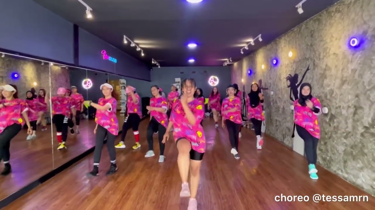 Como Yo - NADIRA || ZUMBA || Choreo @tessamrn