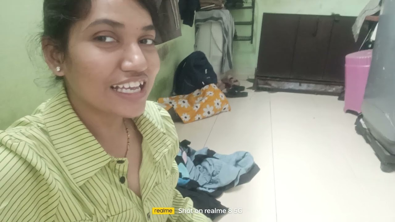 Mere maa ne aaj humme bahut sunaya 