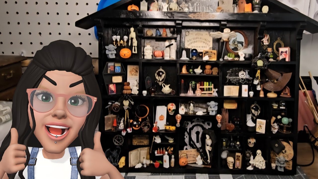 HALLOWEEN MINIATURES DISPLAY BOX 