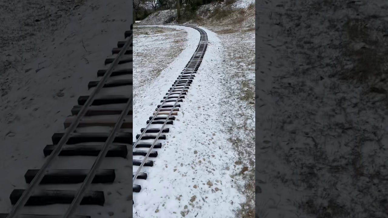 snow on the 1.5 scale or 7.5 gauge