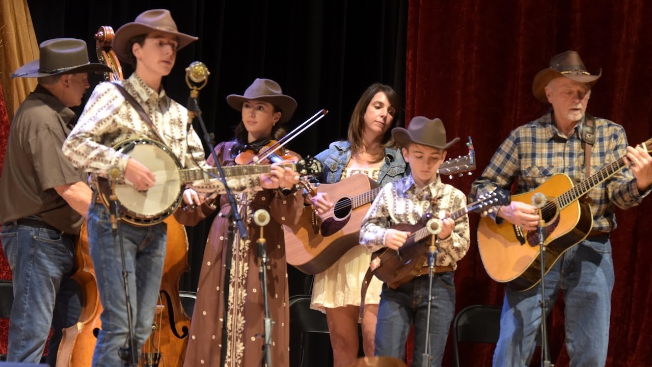WoodSongs Kids 312: The Roan Street Ramblers & Memphis Maddie