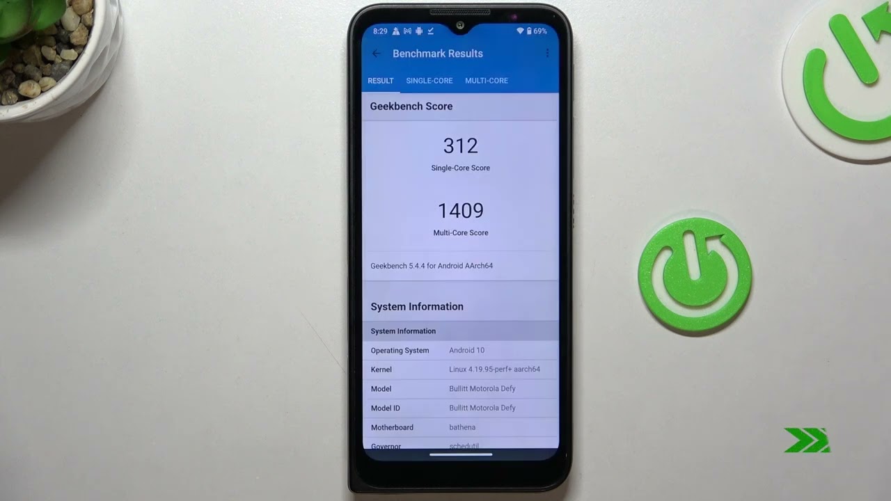 Motorola Defy (2021) CPUZ Pro Benchmark | Snapdragon 662
