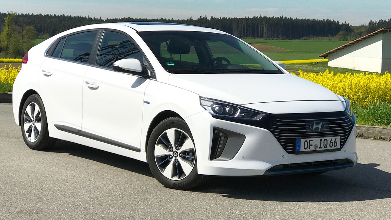 Hyundai IONIQ Plug-In-Hybrid PHEV 2017 - Test & Fahrbericht