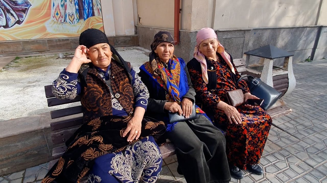 Тоҷикони Самарқанд аз рушди забони модарӣ дар солҳои ахир хушҳоланд
