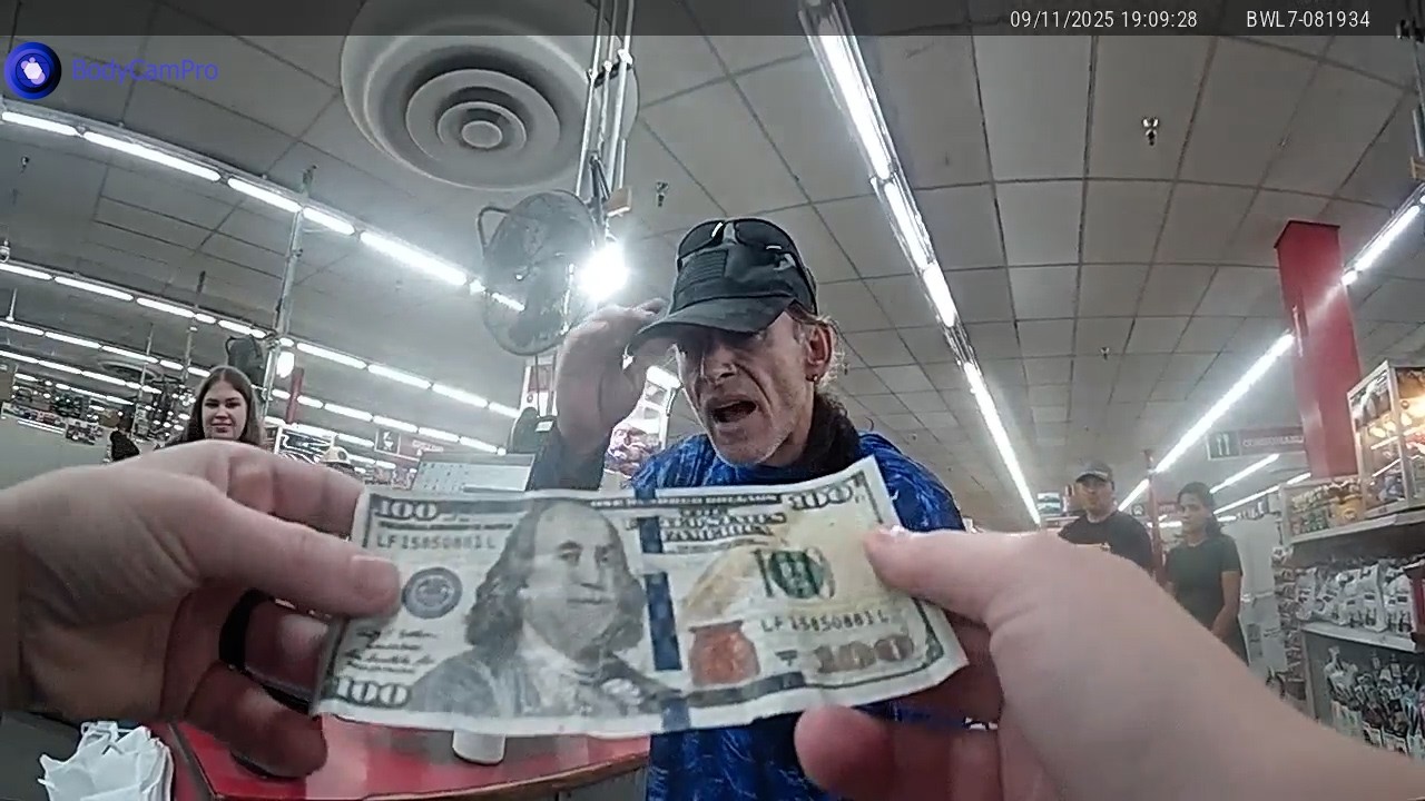 Retail Staff Can’t Help But Laugh at His Fake Money