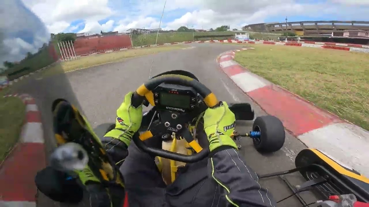 Treino F4 | O MOTOR EXPLODIU!!!