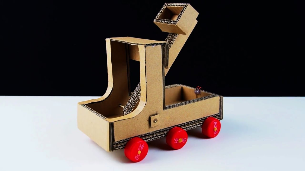 Como hacer una CATAPULTA de carton