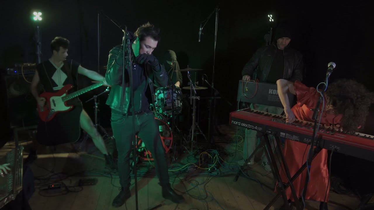 Ⓐusl&auml;nder - Europe Memento Mori @ AUZINE publication (live)