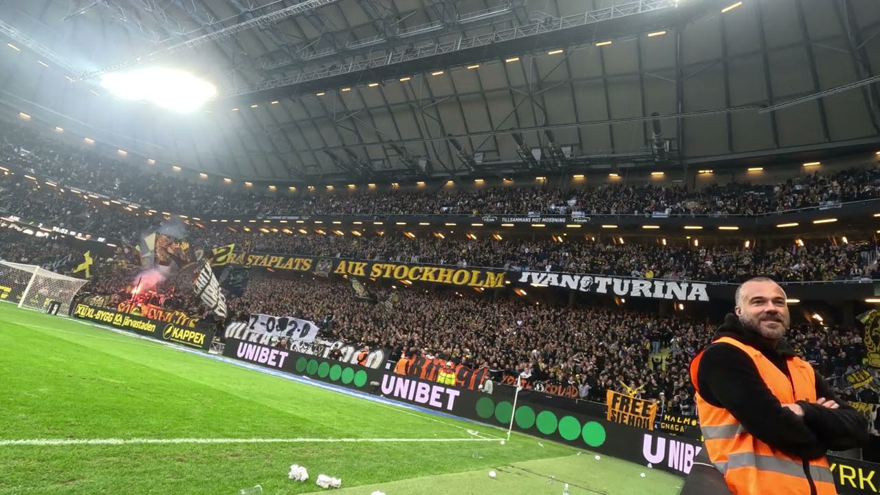 Spelarna tackar publiken (AIK - Djurgården 2-0