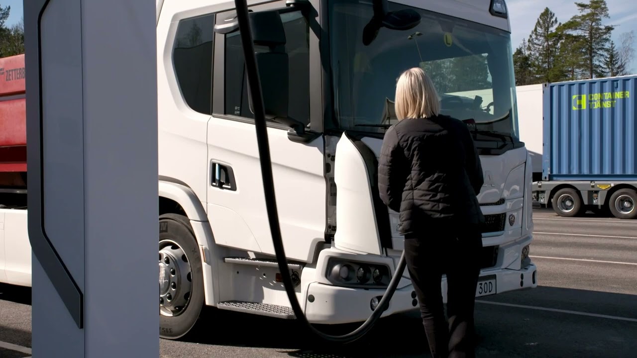 Véhicule Scania 100 % électrique - La recharge