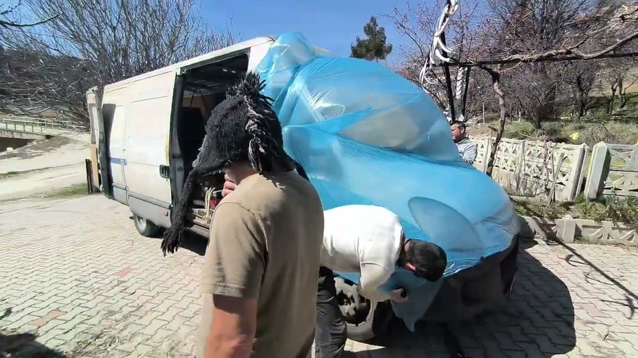 İlk defa çatıya Poliüretan köpük kaplama izalasyon yaptırdım , hersey var .