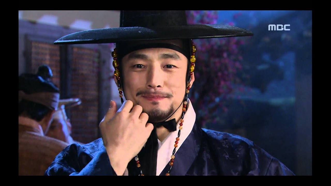 [2010년 사극 레전드] 동이 Dong Yi 저자에서 술 마시고 동이(한효주)에게 꿈을 묻는 숙종(지진희)