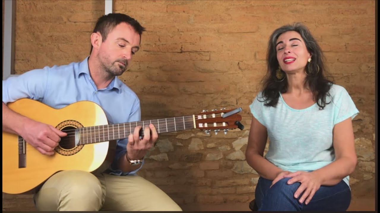 AMAREIA - La Rua Madureira (Nino Ferrer Cover) - Bossa Nova - Voix et Guitare acoustique