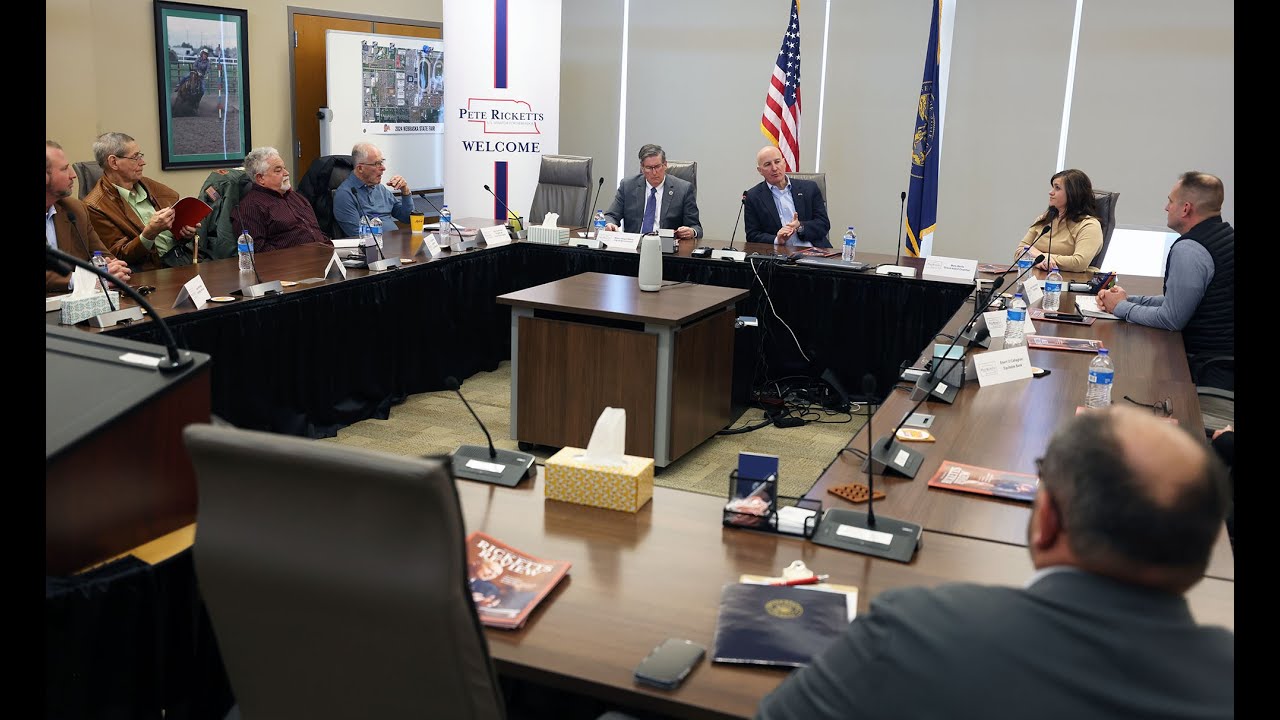 U.S. Senator Pete Rickett hosts 